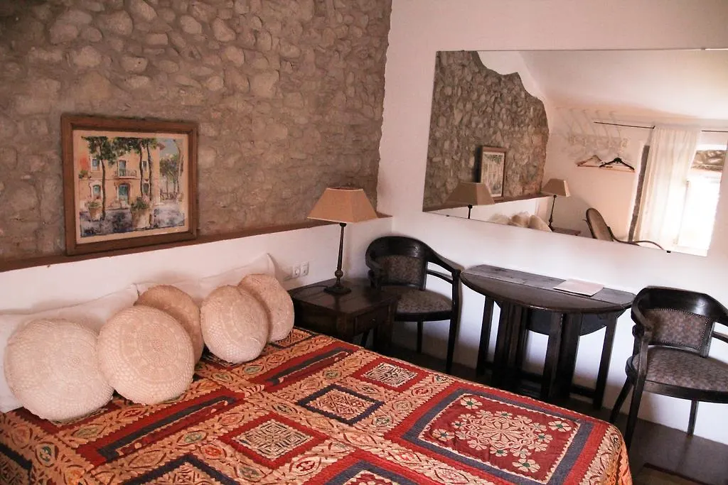 Hotel Fonda la Pepa Maca Monells 0*,  España
